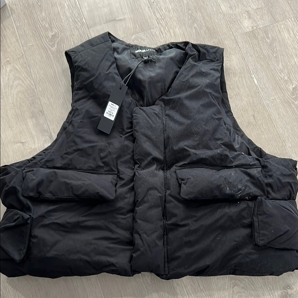 Fashion Nova Men's Black Puffer Vest